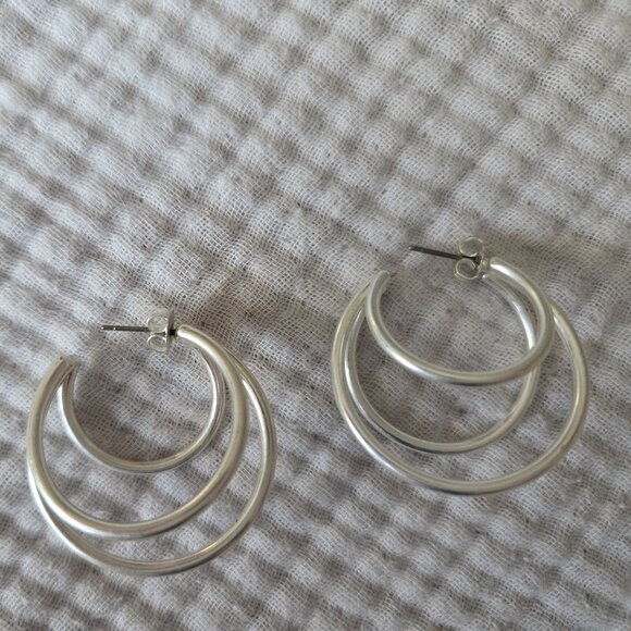 Madewell Silver Hoop Earrings - Picture 1 of 3